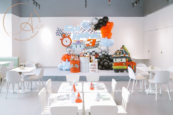 Trang trí sinh nhật bé trai chủ đề ô tô GH6
