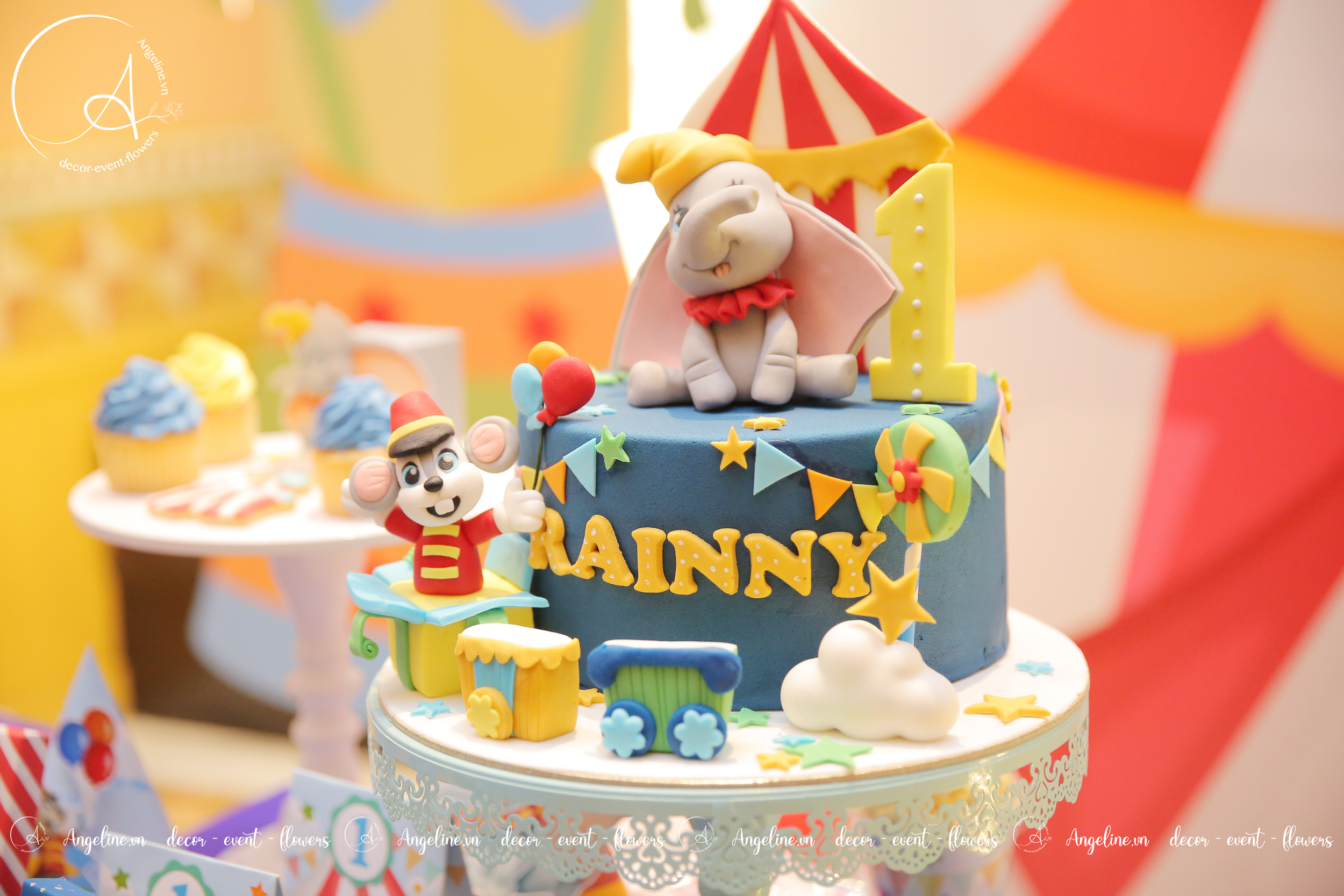 trang trí sinh nhật chủ đề rạp xiếc