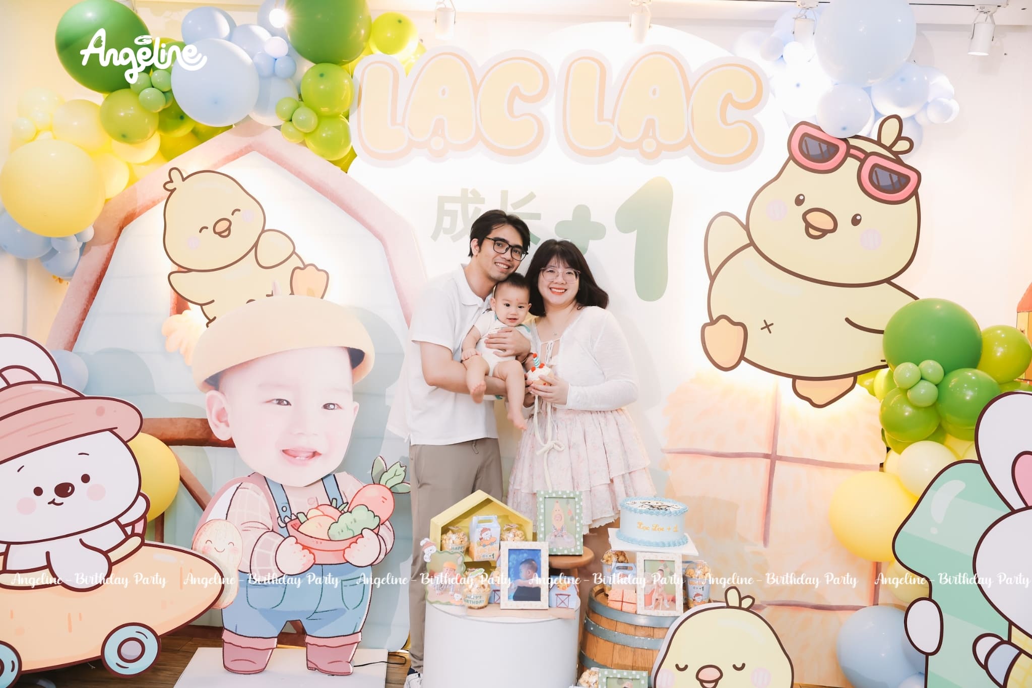 10 Mẹo Tự Chụp Ảnh Cho Bé Đáng Yêu Và Tự Nhiên Nhất Trong Ngày Sinh Nhật Chuẩn bị kỹ lưỡng trước khi chụp ảnh cho bé