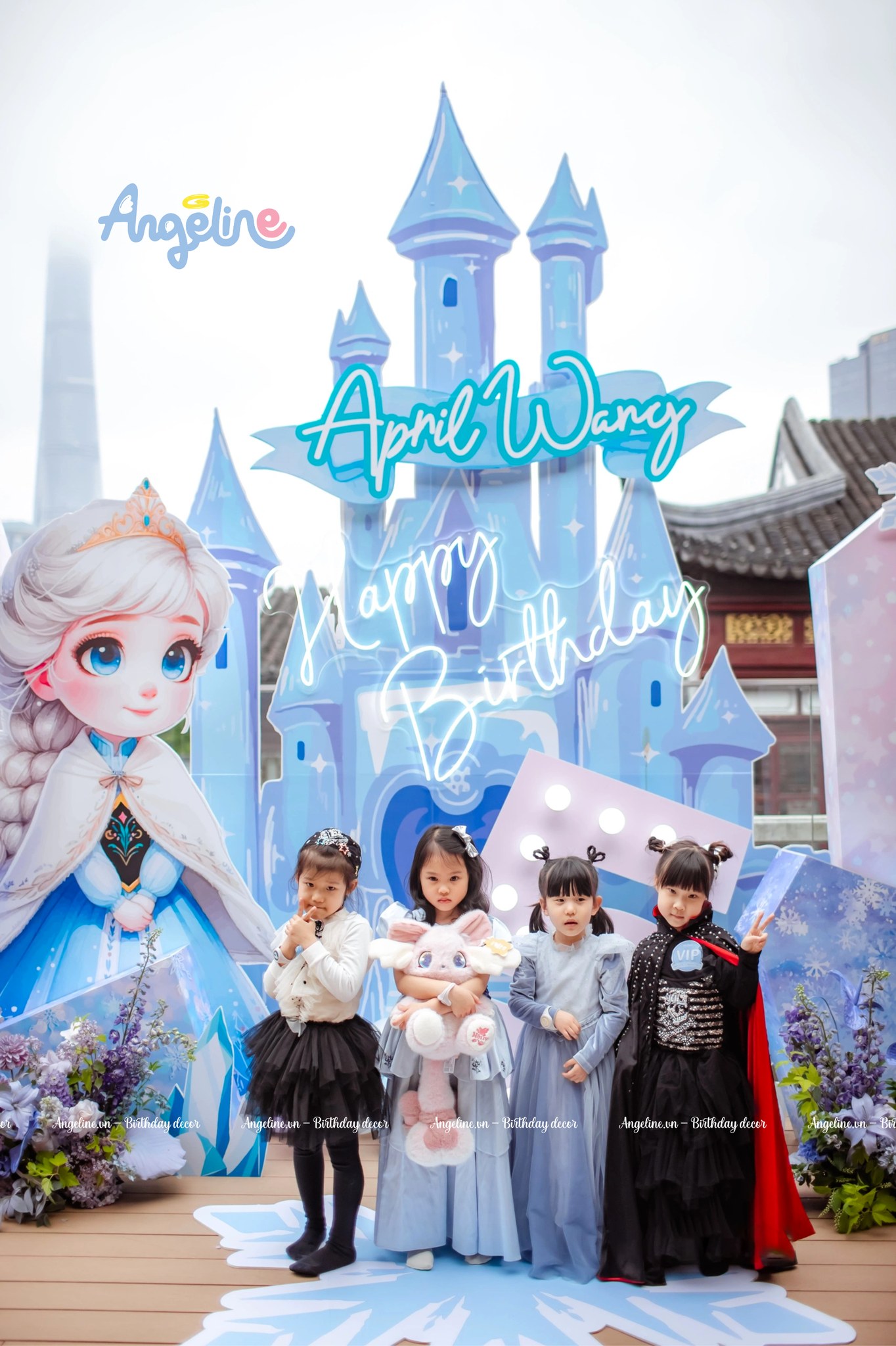 Ảnh tổ chức chương trình sinh nhật bé Apil Wang 