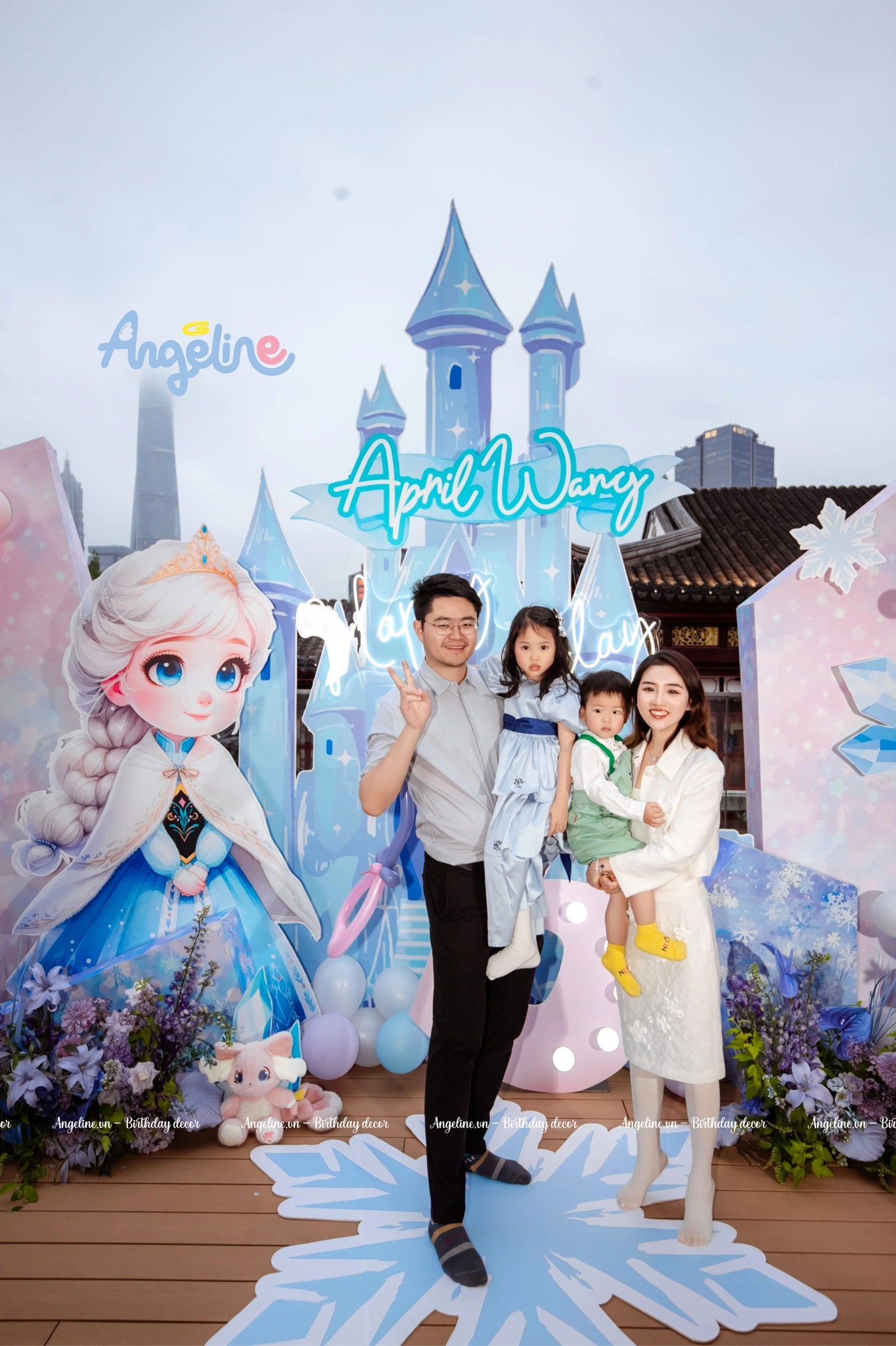 Ảnh tổ chức chương trình sinh nhật bé Apil Wang 