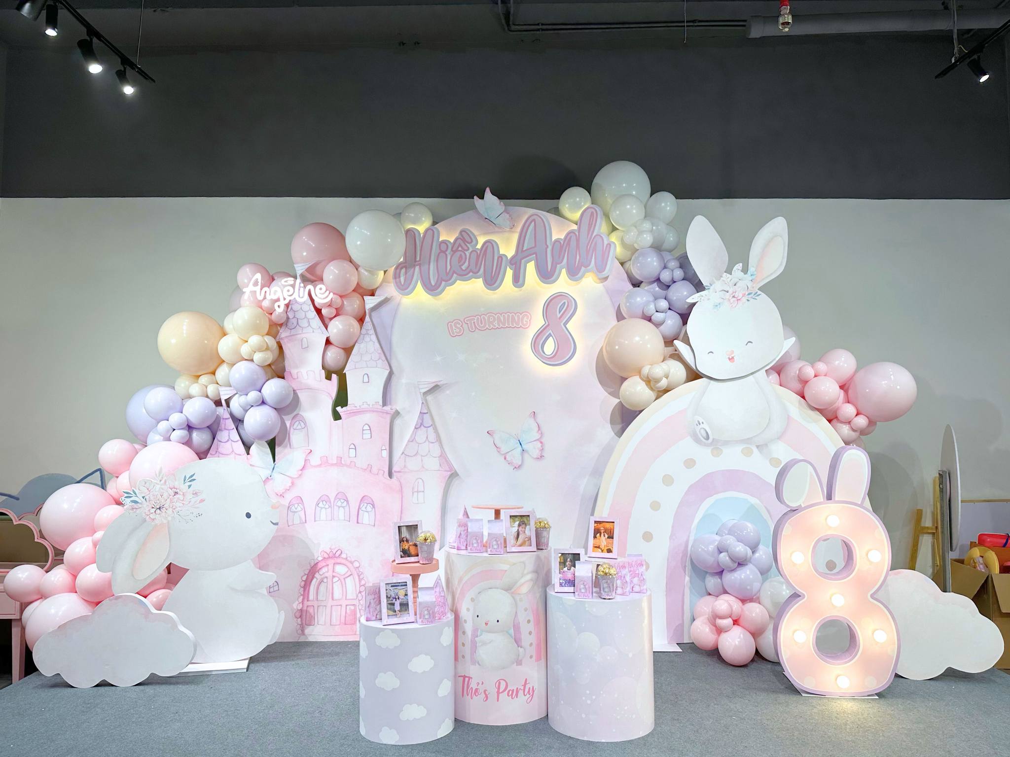 sinh nhật chủ đề lâu đài mộng mơ