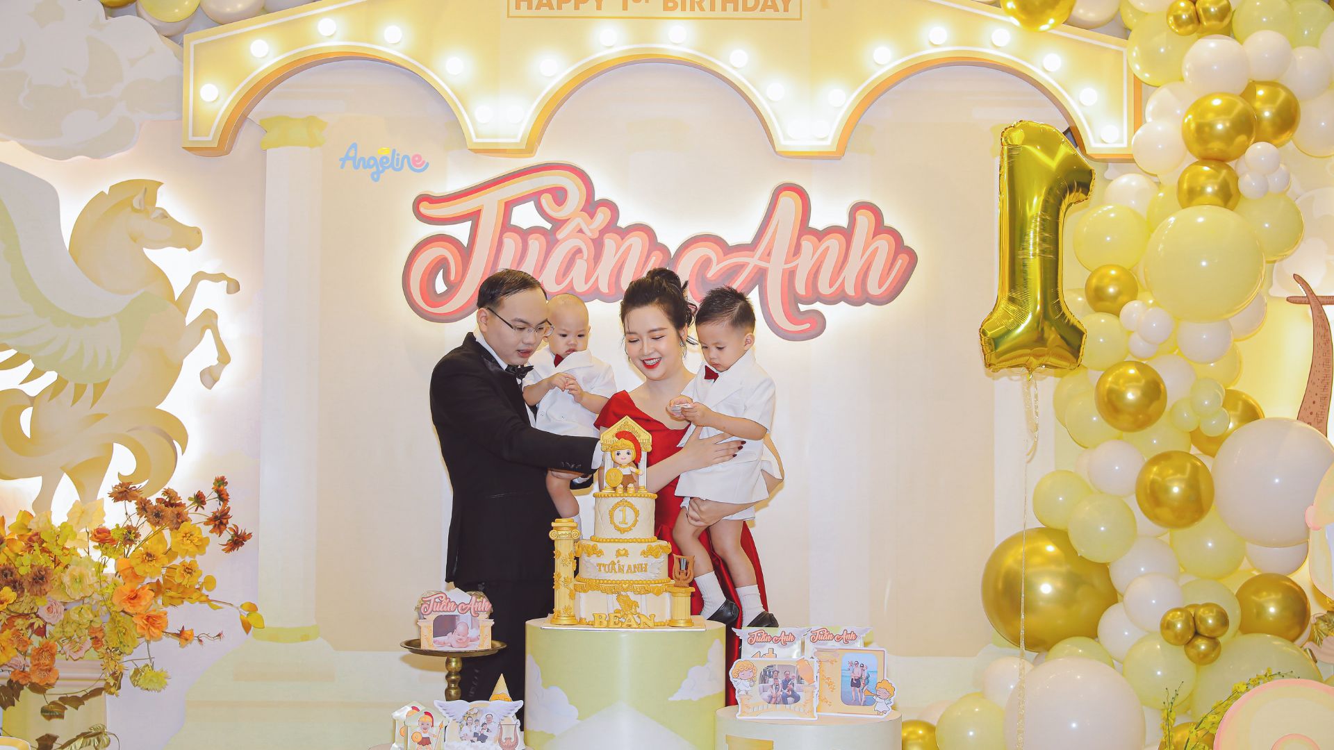 Tổ Chức Thôi Nôi Chủ Đề Chiến Binh La Mã - Bé Tuấn Anh thôi nôi chủ đề chiến binh la mã