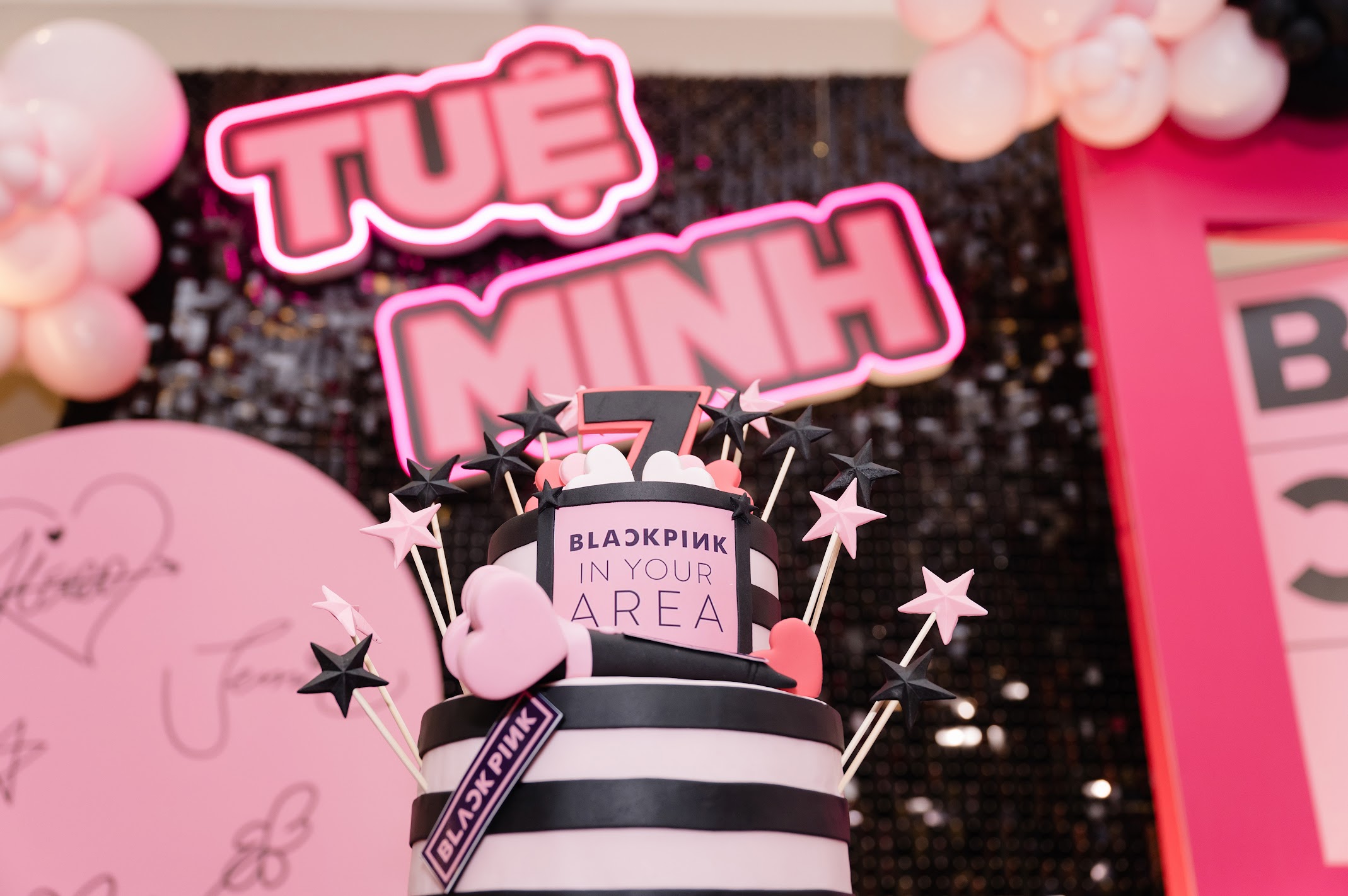 Hình ảnh decor trang trí sinh nhật chủ đề blackpink