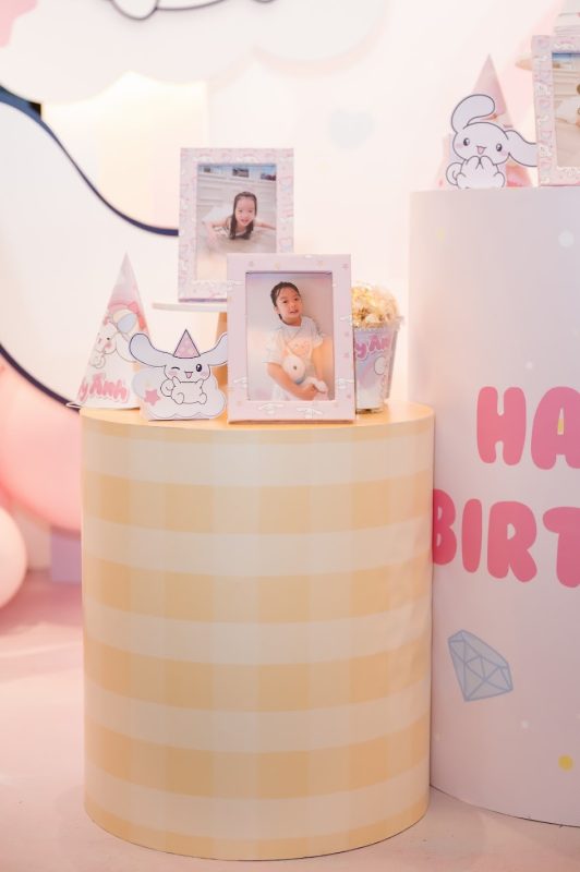 Khu vực để bánh 1