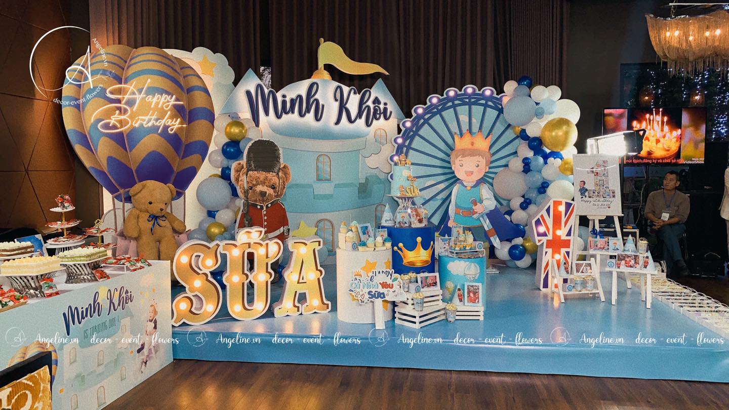 trang trí sinh nhật cho bé trai 1 tuổi chủ đề gấu Teddy