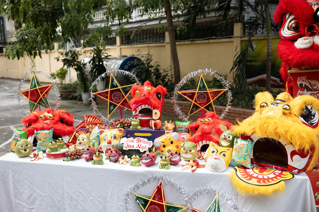 mâm cỗ trung thu trang trí sân khấu