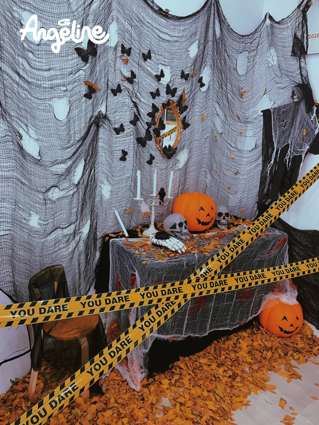 trang trí Halloween lớp học