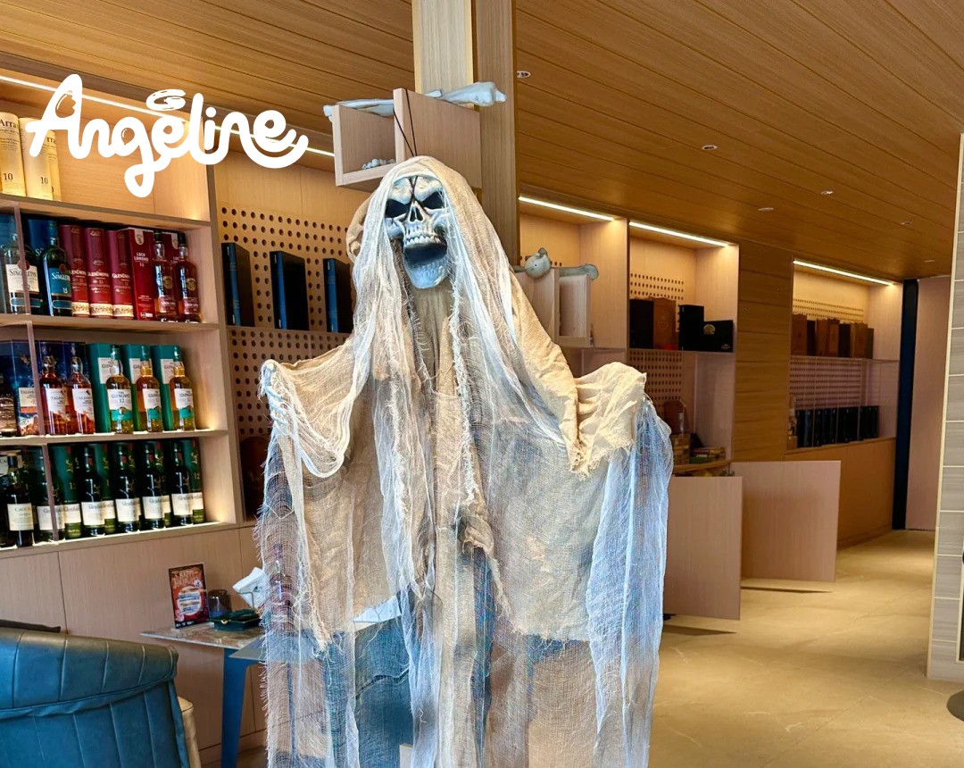 Trang trí Halloween quán cà phê