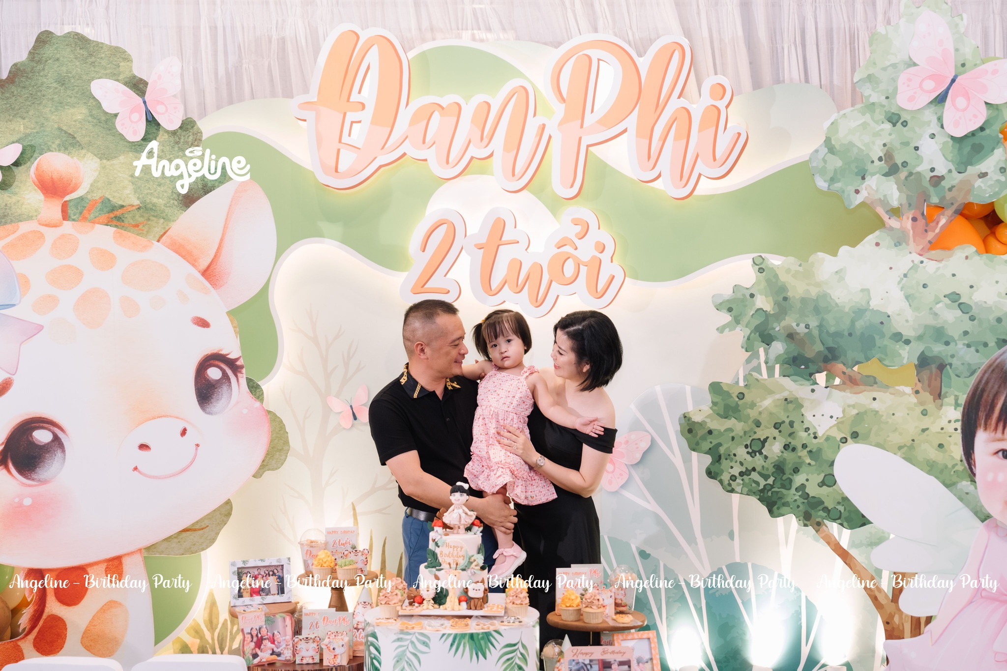 Trang trí sinh nhật chủ đề khám phá rừng xanh 3