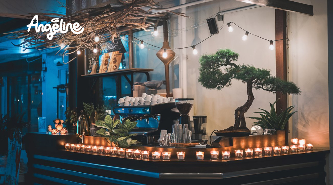 Trang trí Halloween cho quán cà phê