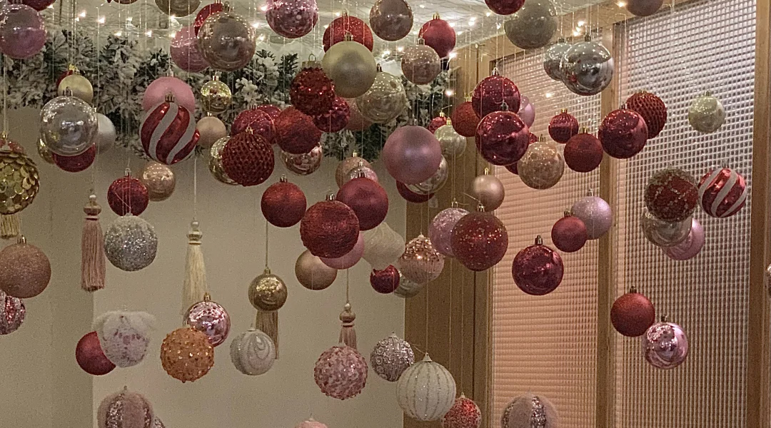 Ảnh 2 trang trí noel quán cà phê