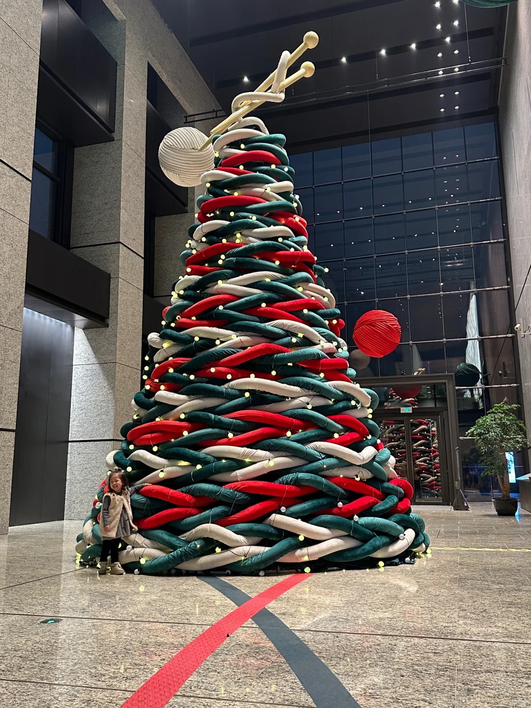 Cây thông Noel độc lạ