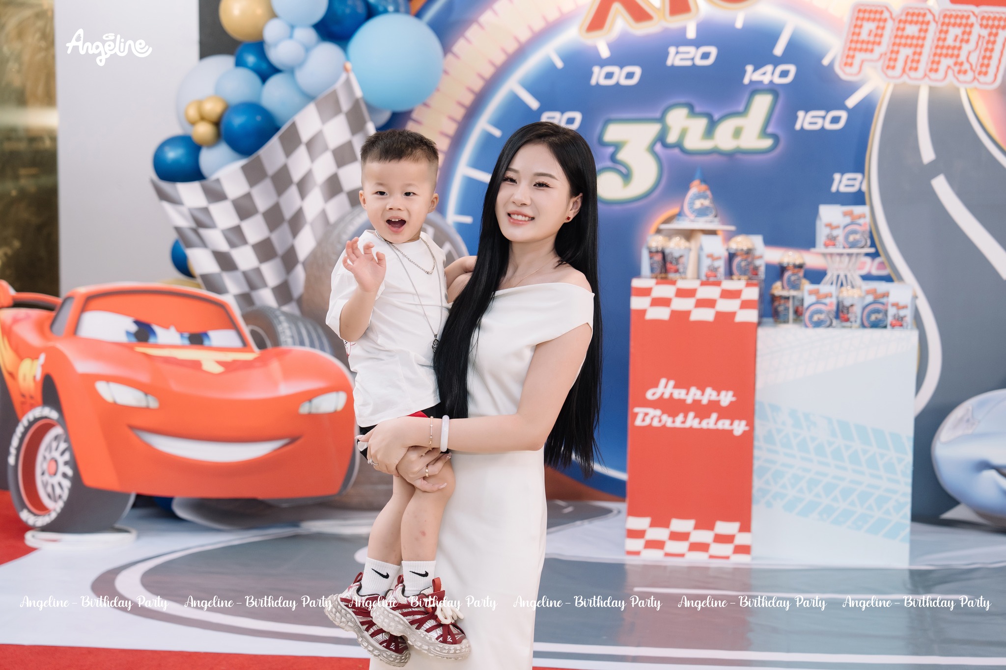 Tiktoker Giang Chè Chọn Angeline Tổ Chức Sinh Nhật Cho Bé Xiu Xiu