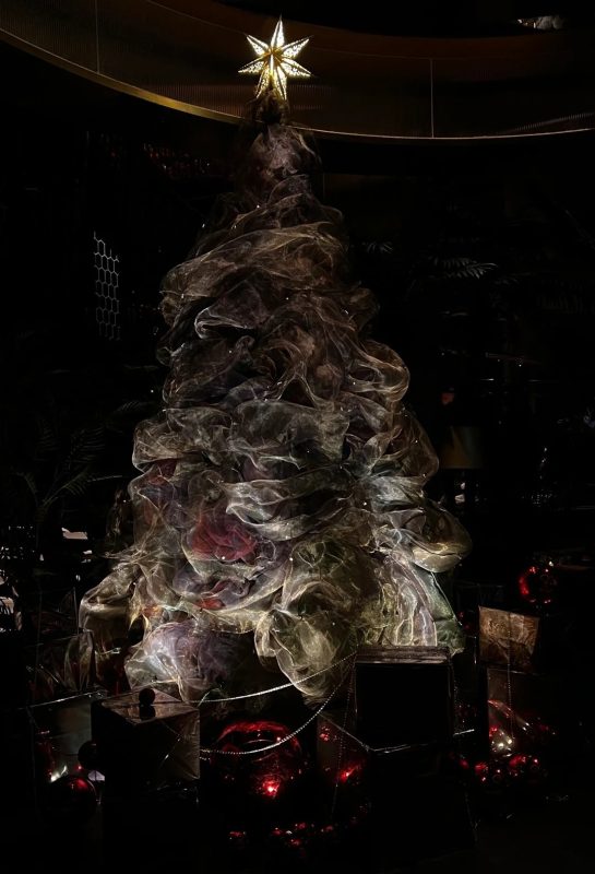 Trang trí Noel cho quán bar