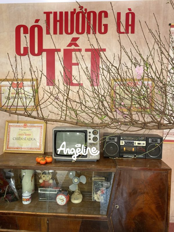 Trang trí tết FPT