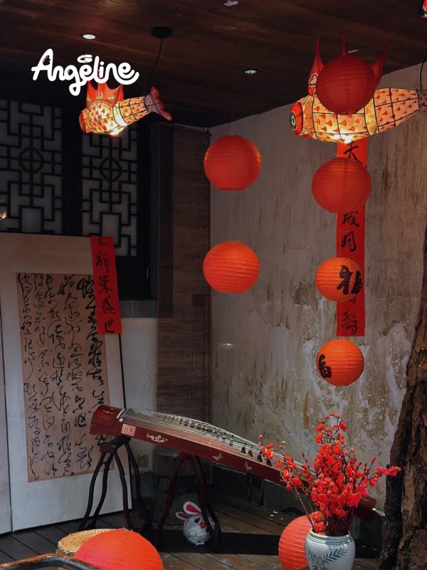 Trang trí tết quán cà phê