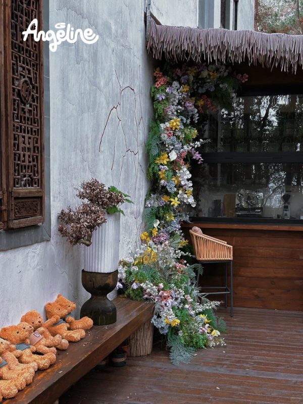 Trang trí tết quán cà phê