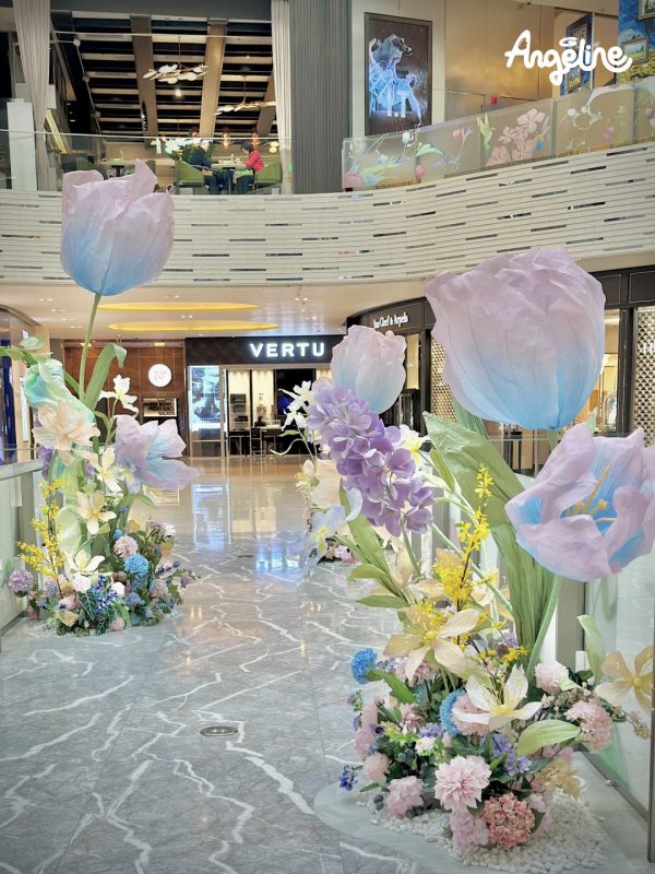 trang trí ngày quốc tế phụ nữ ở trung tâm thương mại