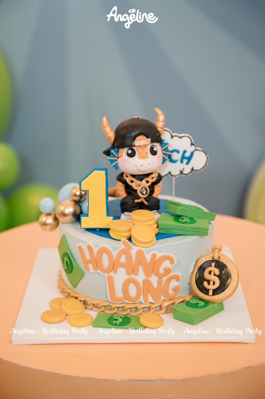 Sinh Nhật Hoàng Long 1 Tuổi – Rich Boy Style Cực Chất Và Đáng Yêu Bánh sinh nhật chủ đề Rich Boy