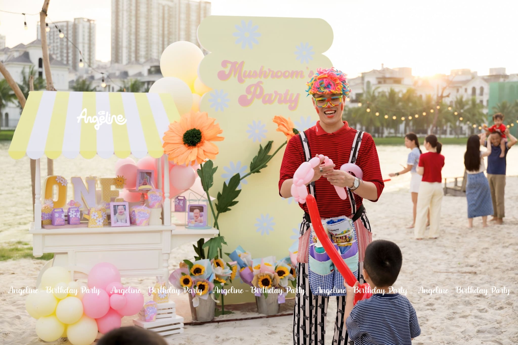 Sinh Nhật Khả Dương 1 Tuổi – Tỏa Nắng Như Ánh Mặt Trời Bé Nhỏ Các tiết mục chú hề ảo thuật