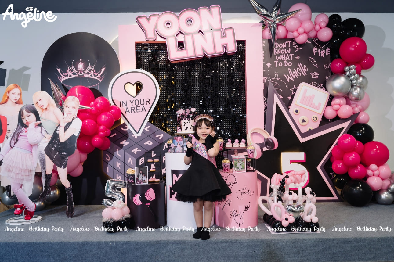 Sinh Nhật Yoon Linh 5 Tuổi – Mini Concert Đậm Chất K-Pop Style Sân khấu sinh nhật Blackpink