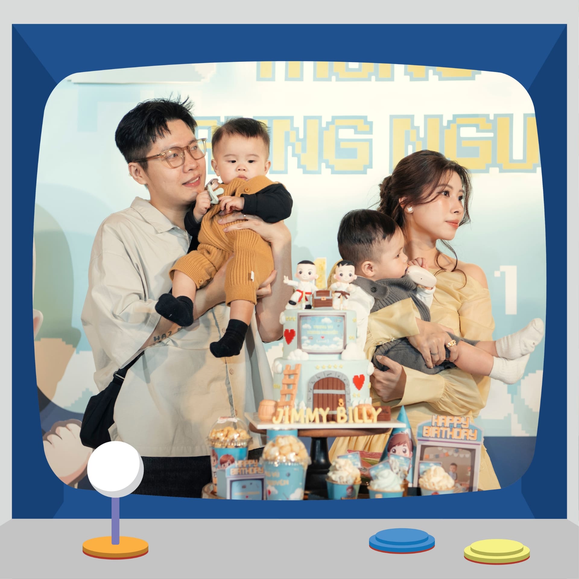 Sinh Nhật Jimmy & Billy 1 Tuổi – Baby Dragon Edition (Double Dragon – Level 1) Shoot ảnh mô phỏng TV retro