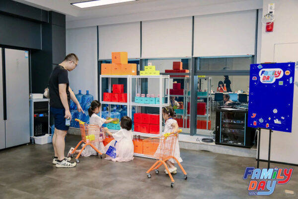 Tổ chức Family Day trong nhà