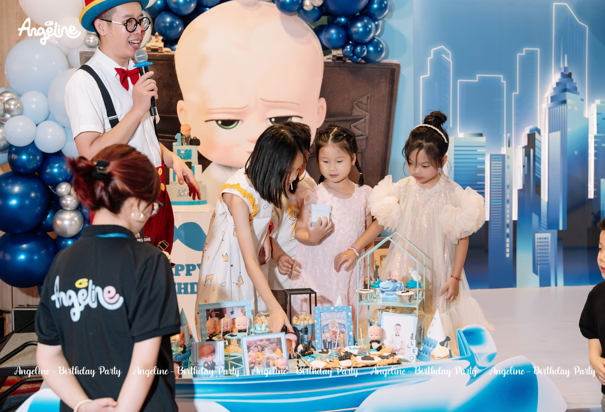 Sinh Nhật 1 Tuổi Bé Đinh Long – The Boss Baby Cá Tính Và Đáng Yêu Bàn gallert chủ đề baby boss