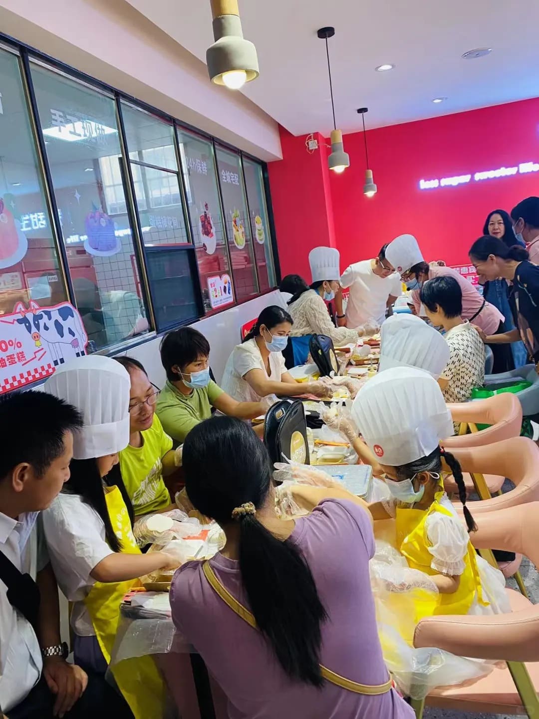 Công Ty Tổ Chức Sự Kiện Trung Thu Tại Hà Nội Cuộc thi làm bánh trung thu
