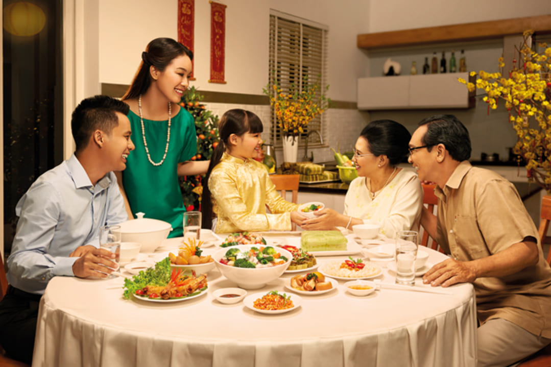 Ý Tưởng Tổ Chức Trung Thu Độc Đáo Cho Mọi Không Gian Sum họp gia đình ngày trung thu