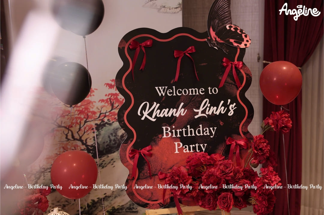 Sinh Nhật Tuổi 18 Của Khánh Linh – Rực Rỡ Cá Tính Trưởng Thành Bảng Welcome Và Bàn Tiệc – Sự Tinh Tế Thể Hiện Gu Thẩm Mỹ