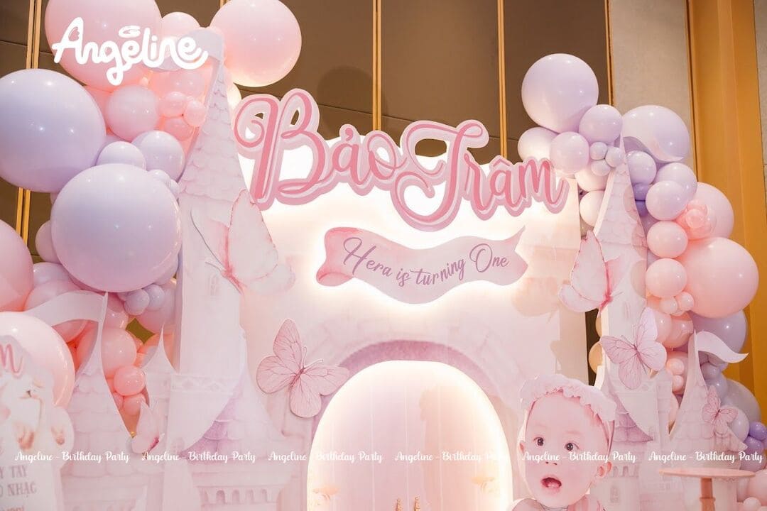 Backdrop sân khấu – lâu đài cổ tích rực rỡ Backdrop sân khấu – lâu đài cổ tích rực rỡ