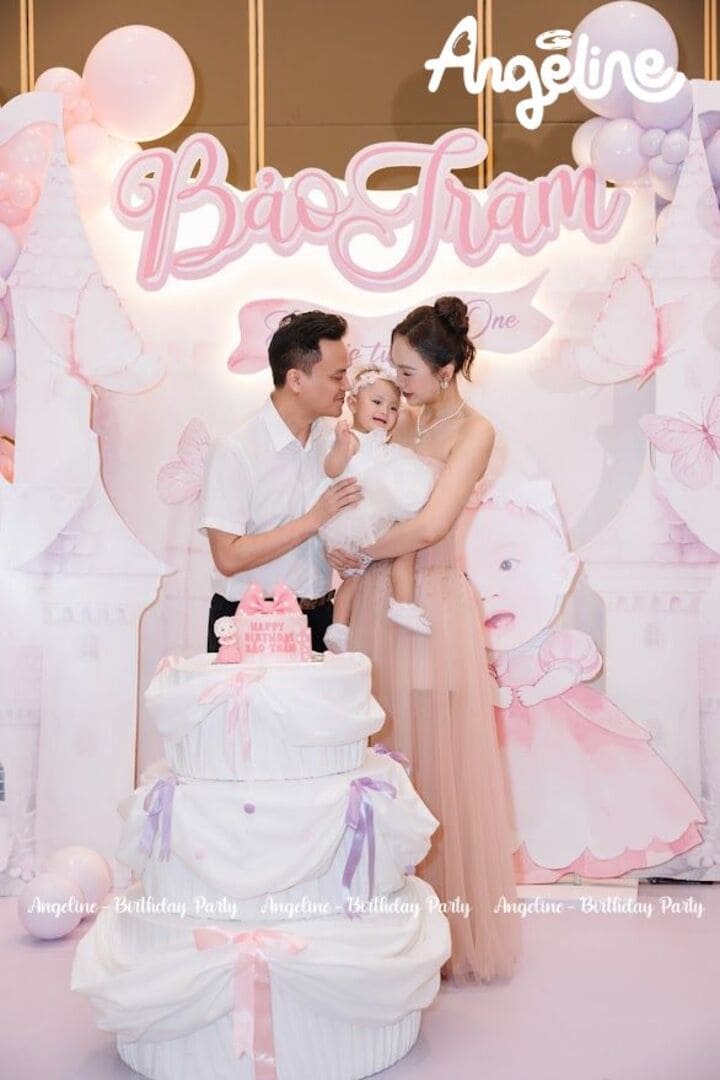 Ý nghĩa của buổi tiệc một tuổi bé Bảo Trâm Ý nghĩa của buổi tiệc một tuổi bé Bảo Trâm