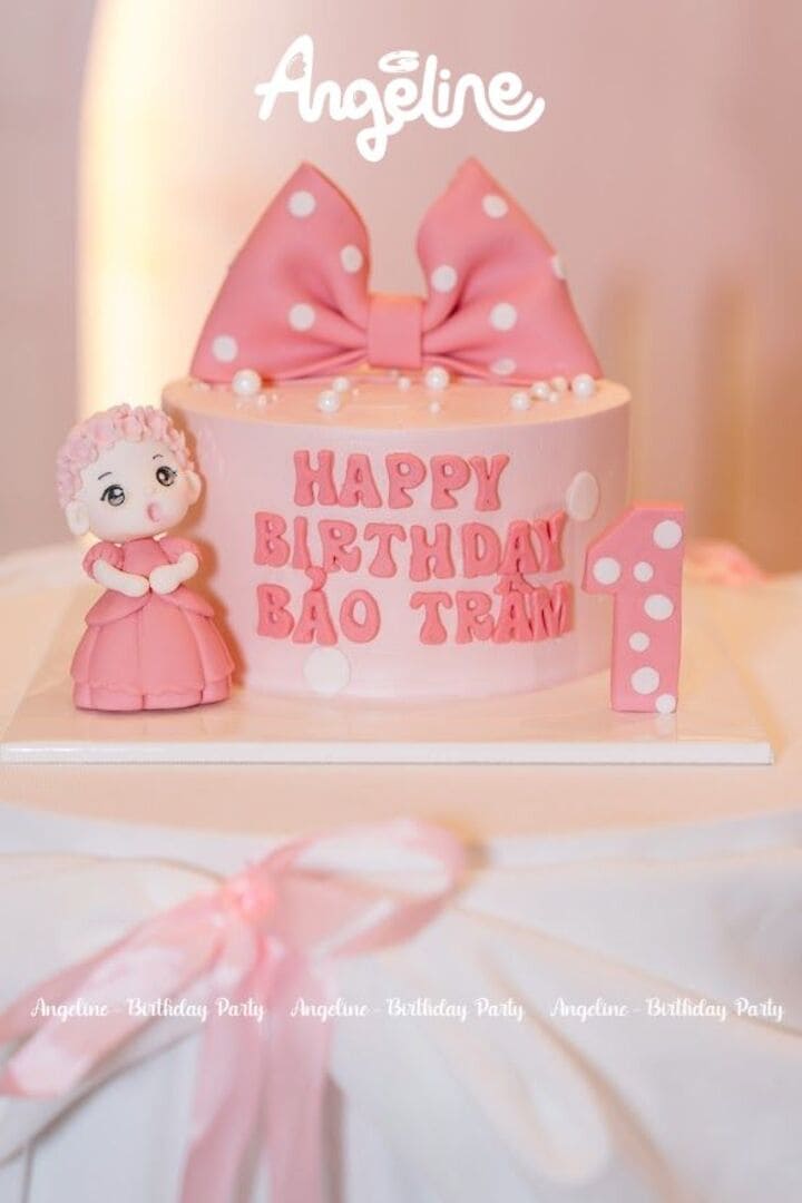 Bánh kem nhiều tầng phong cách công chúa Bánh kem nhiều tầng phong cách công chúa