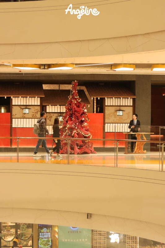 The Red Rhapsody – Khi Hơi Thở Dân Gian Hòa Cùng Bản Giao Hưởng Giáng Sinh Đương Đại