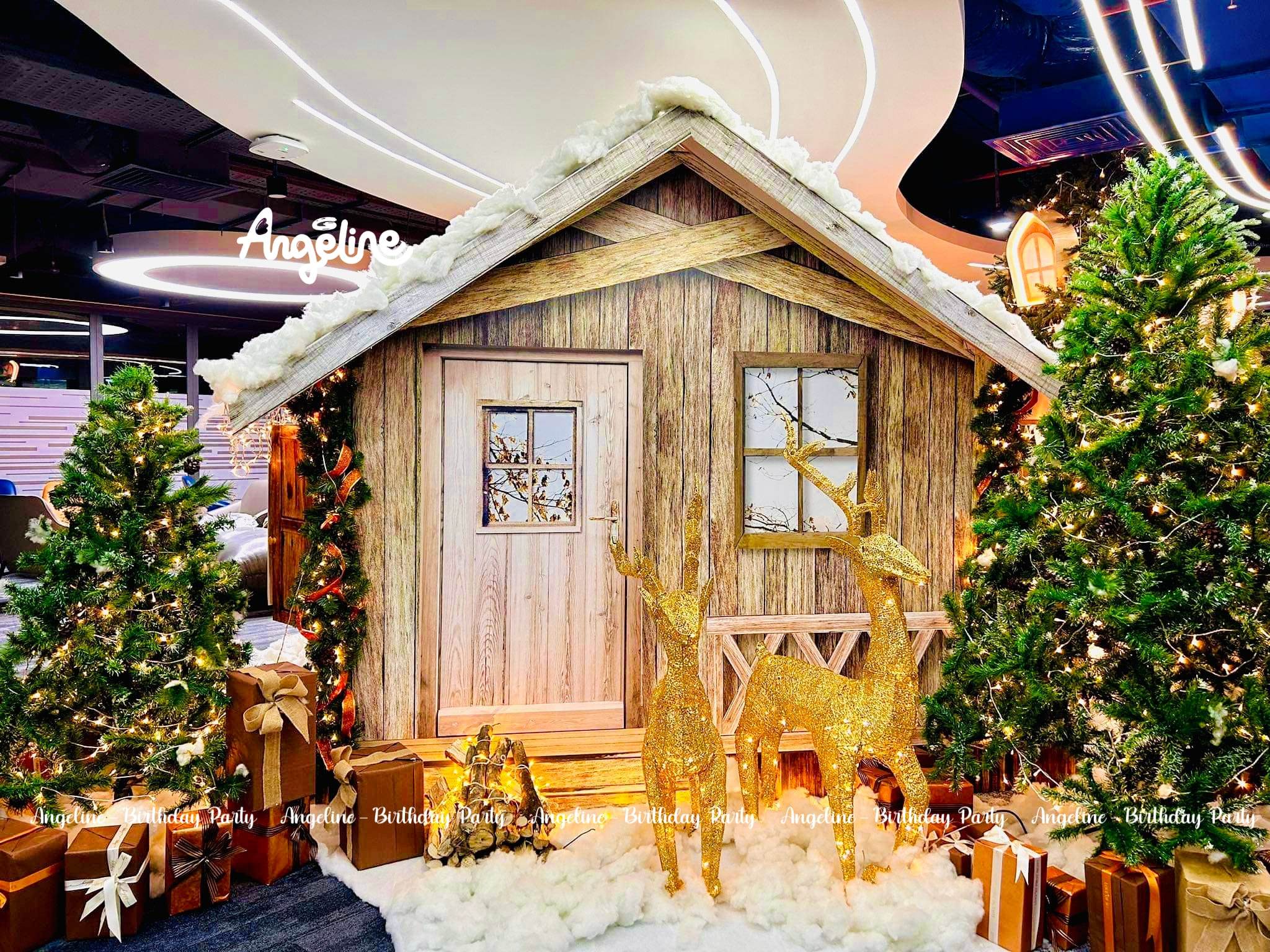 Trang trí noel tại fpt tower