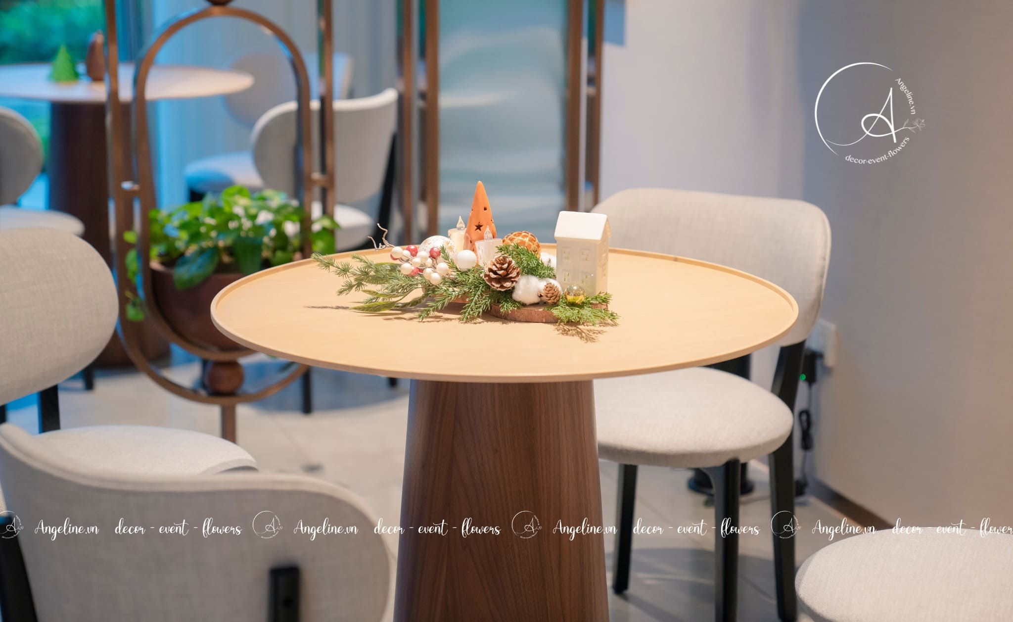 Trang trí noel tại masteri waterfront