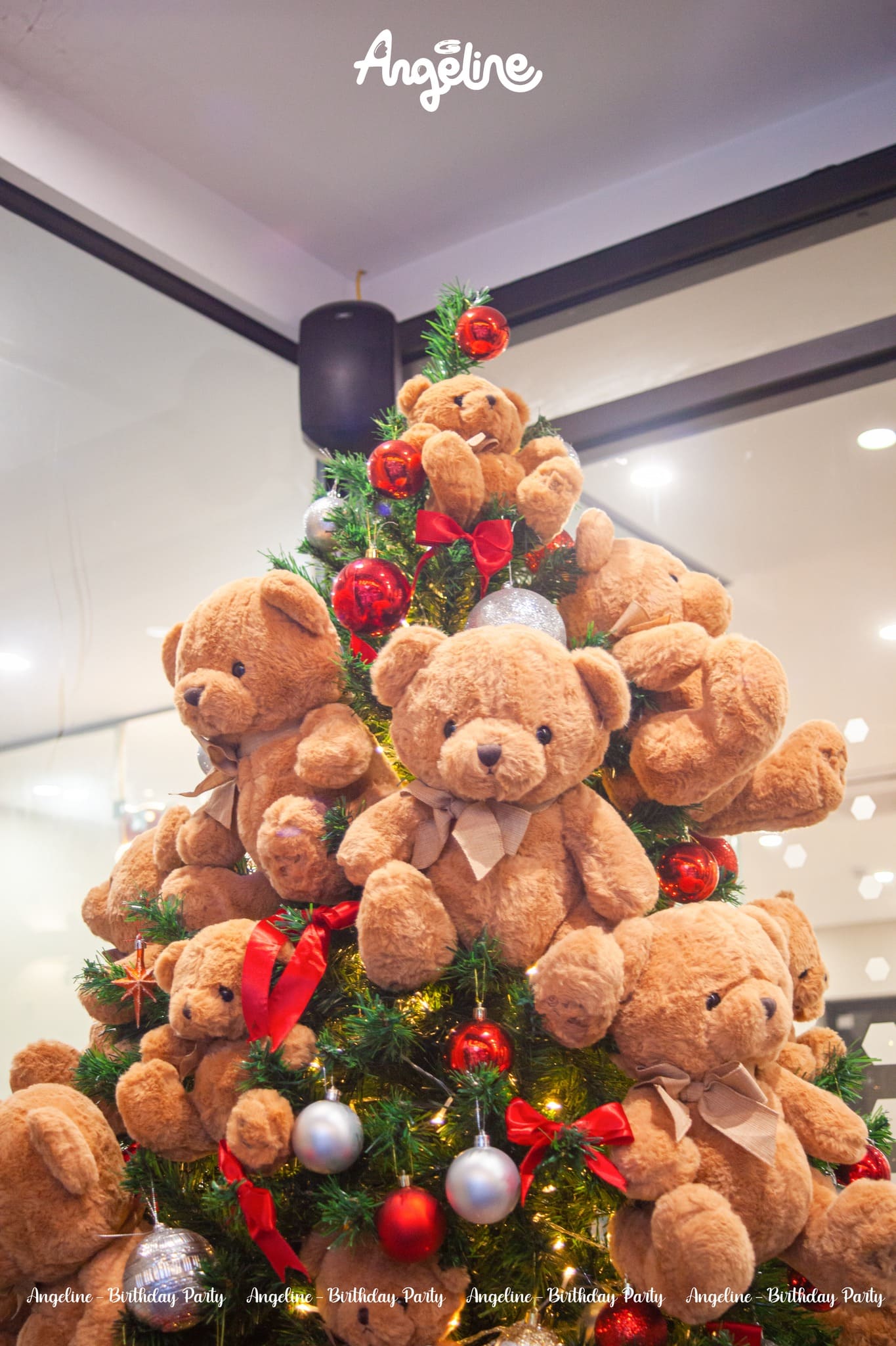 Đơn Vị Trang Trí Noel Trọn Gói Chuyên Nghiệp, Kiến Tạo Không Gian Kỳ Diệu Trang trí noel tại time to tea