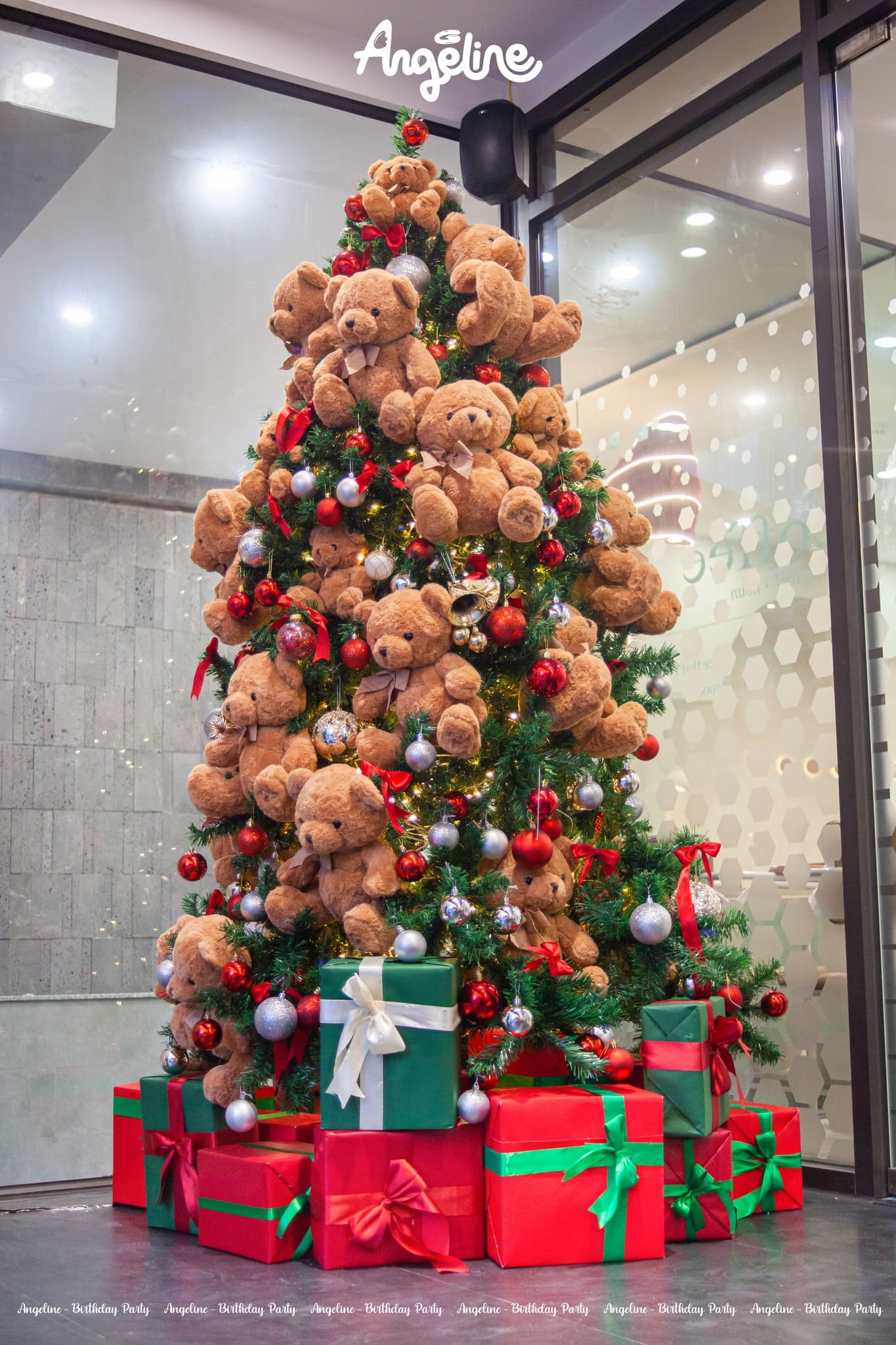 Đơn Vị Trang Trí Noel Trọn Gói Chuyên Nghiệp, Kiến Tạo Không Gian Kỳ Diệu Trang trí noel tại time to tea