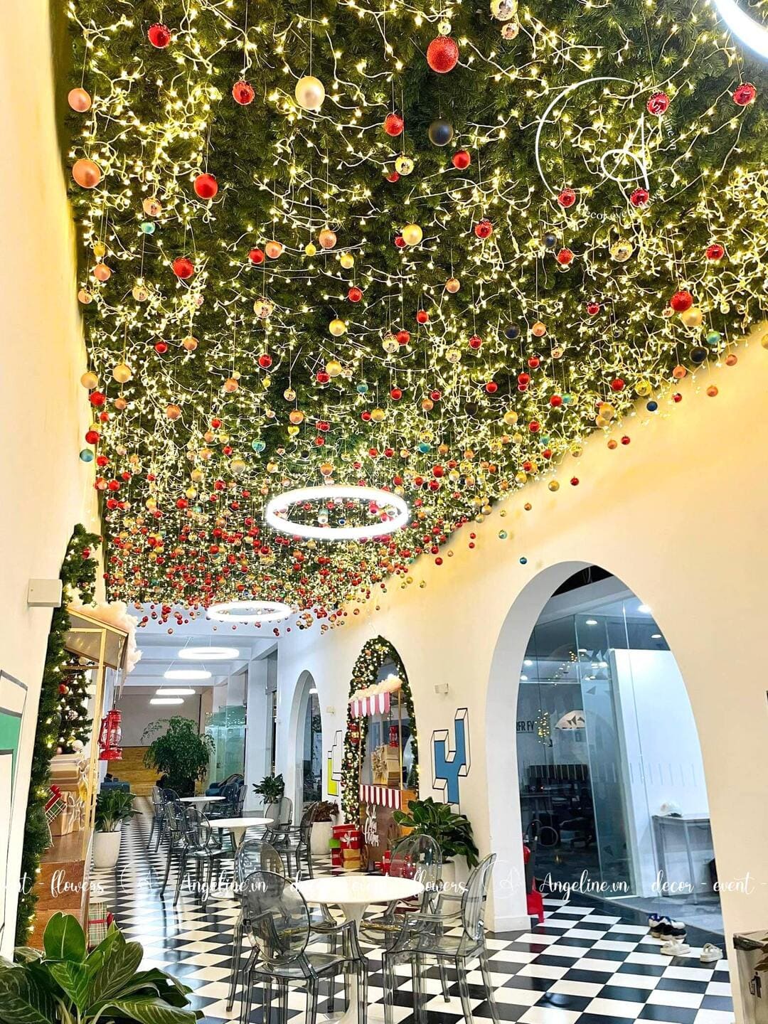 Trang trí noel tại upgen bach khoa