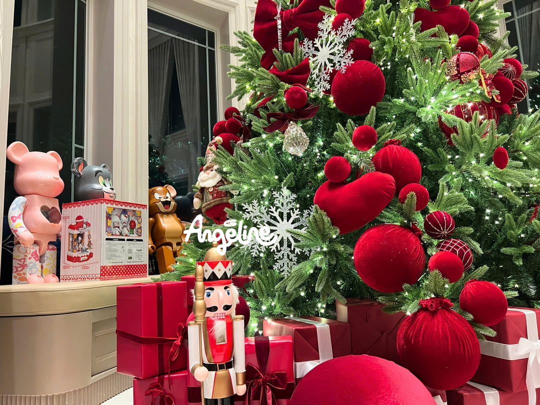 Góc Giáng Sinh Châu Âu Sang Trọng Cho Ngôi Nhà Của Bạn Cùng Angeline