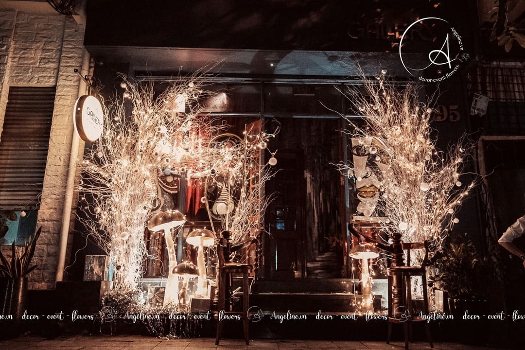 Trang Trí Noel 2025 “Khu Rừng Nấm” – Angeline Event & Decor Tại Gallery Bespoke Cocktail Bar