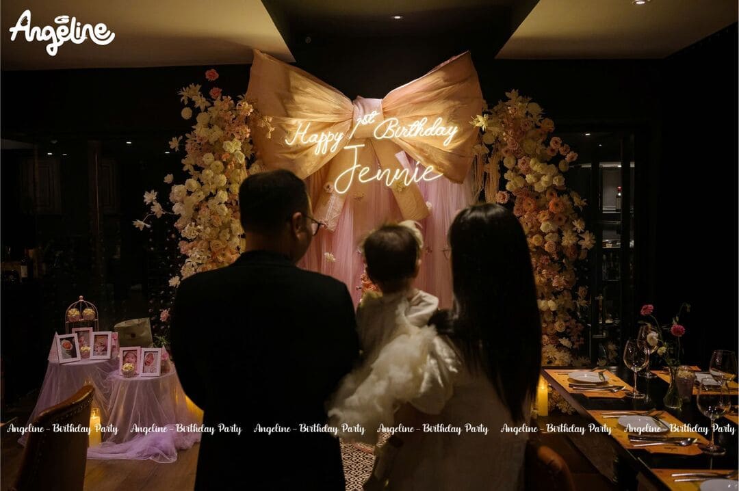 Tied With Love – Bữa Tiệc Sinh Nhật 1 Tuổi Ngọt Ngào Của Bé Jennie