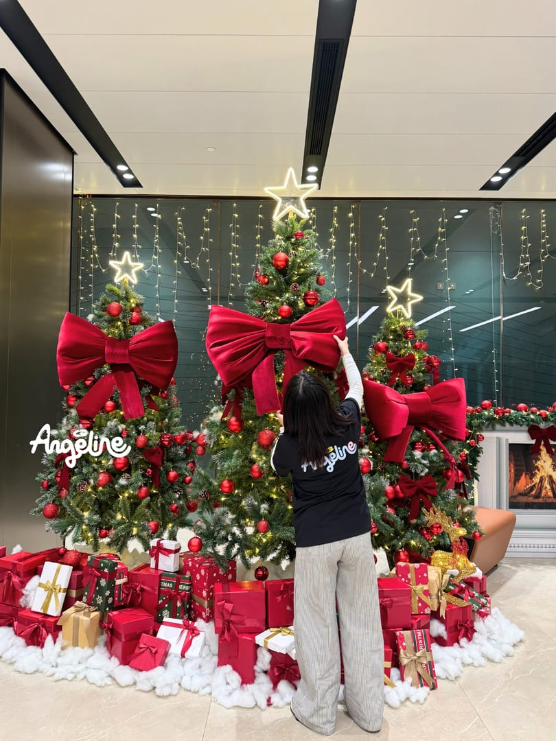 Khép Lại Năm 2025 Bằng Một Mùa Giáng Sinh Rực Rỡ Cùng Angeline