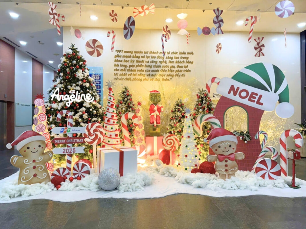 Trang Trí Giáng Sinh FPT Building 2025 - Concept trang trí Giáng Sinh “Sweet Candy Christmas”