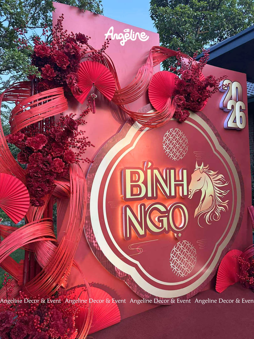 Xuân Bính Ngọ – Sắc Đỏ Vinh Hoa Concept Trang Trí Tết 2026 Sang Trọng, Vượng Khí & Tài Lộc Cùng Angeline
