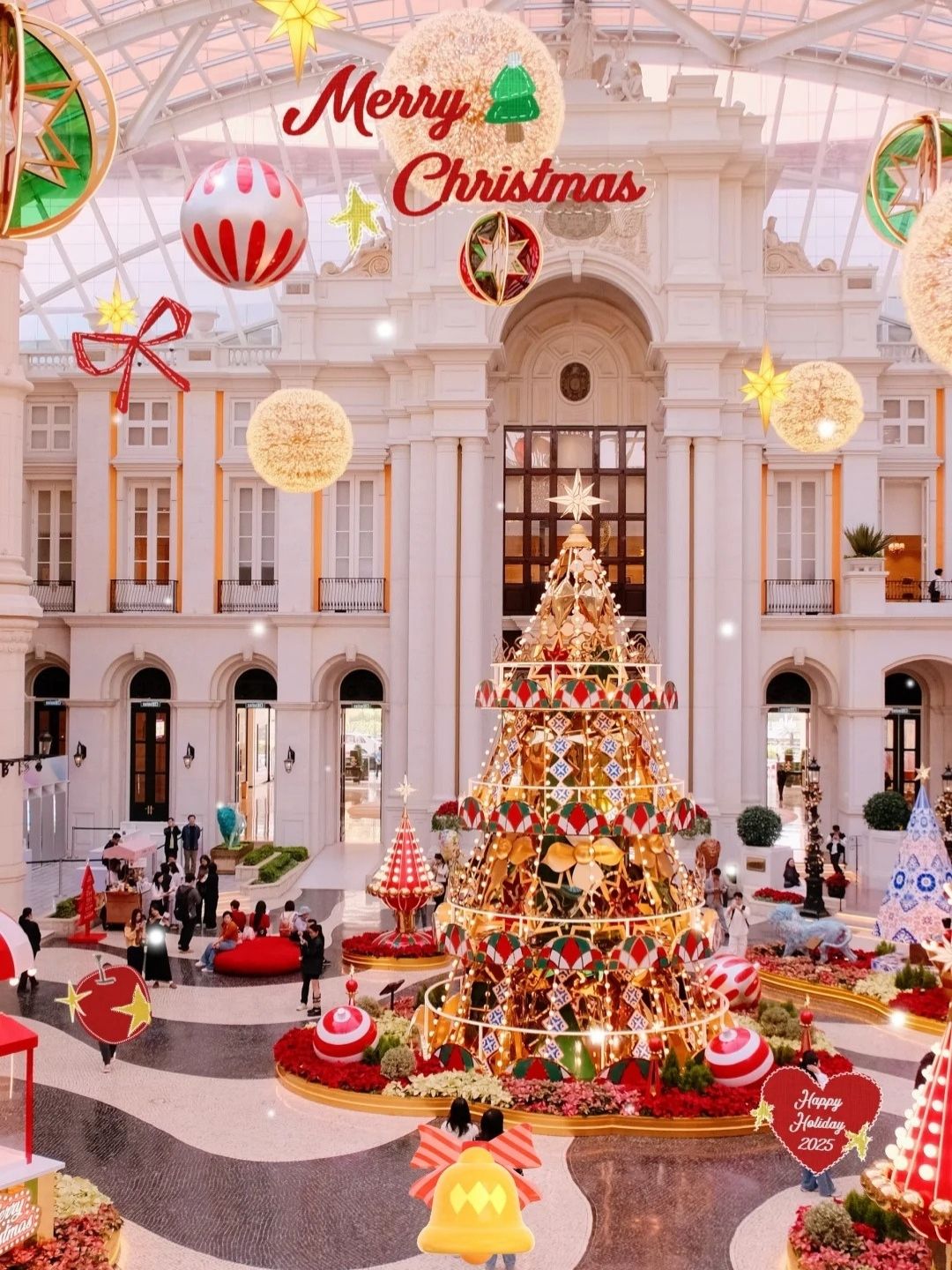 Dịch vụ trang trí Noel sảnh khách sạn